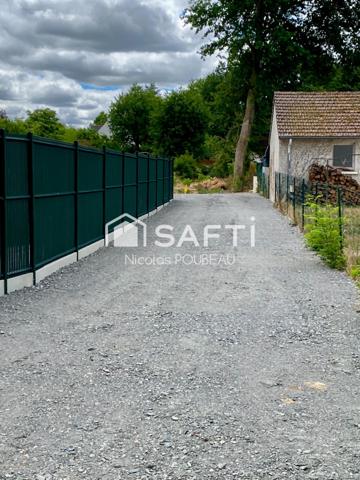 Terrain viabillisé. Une rareté dans ce secteur.