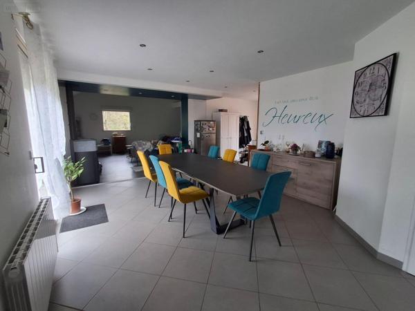 Maison à louer à Sévigny dans l'Orne (61200), ref : 61013/3