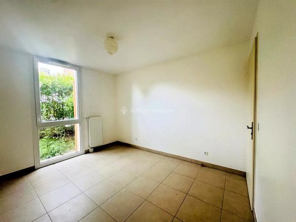 Vente                                                      Appartement
                        
                     4 pièces                      80 m2                     à Bussy-Saint-Georges