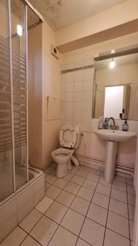 Vente                                                      Appartement
                        
                     1 pièces                      26 m2                     à Plaisir