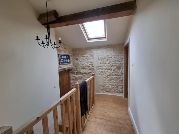 Maison magnifiquement rénovée - une combinaison parfaite de confort moderne et de caractère traditionnel