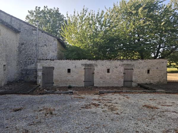 Maison magnifiquement rénovée - une combinaison parfaite de confort moderne et de caractère traditionnel