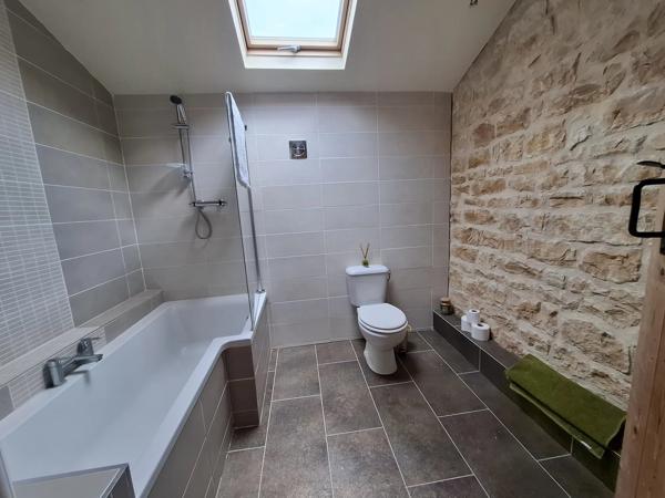 Maison magnifiquement rénovée - une combinaison parfaite de confort moderne et de caractère traditionnel