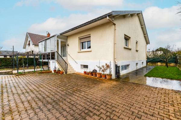 Maison à vendre 5 pièces LONGVIC (21)