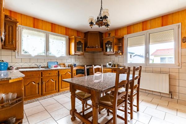 Maison à vendre 5 pièces LONGVIC (21)