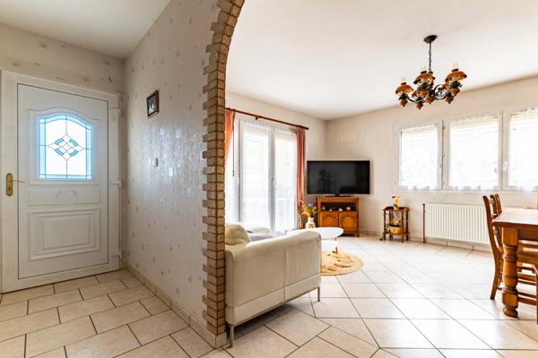 Maison à vendre 5 pièces LONGVIC (21)