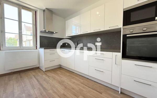 Maison à vendre    3 pièces • 80 m2 Soissons