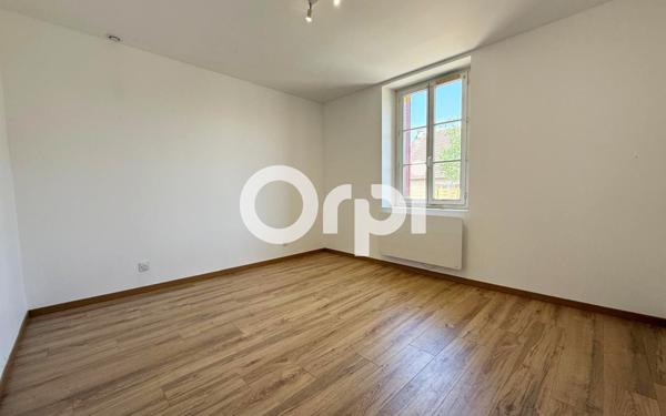 Maison à vendre    3 pièces • 80 m2 Soissons