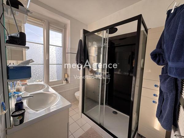 Maison à BEAUVAIS, 60000 - 6 pièces 200m²