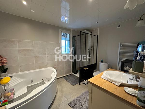 LISIEUX 20 MN - MAISON COLOMBAGE 6 PIÈCES 142 M²