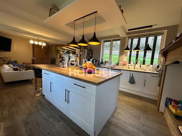 LISIEUX 20 MN - MAISON COLOMBAGE 6 PIÈCES 142 M²