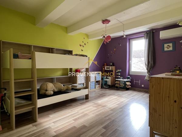 Charleval (13350) Maison de village de 139 m2 à Charleval