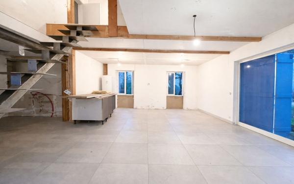 Maison à vendre    6 pièces •  Beuvardes