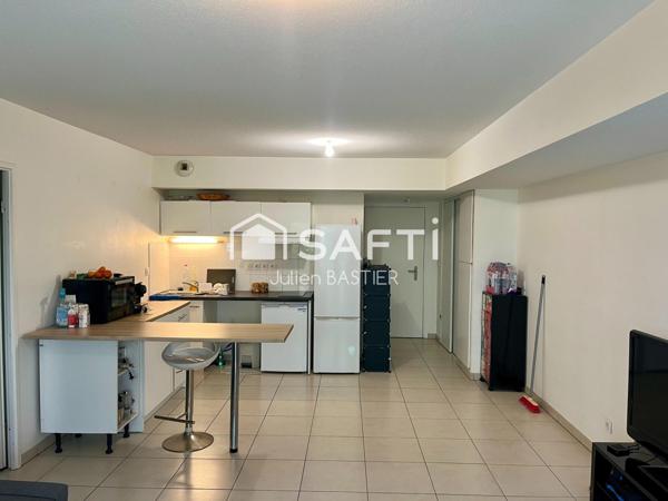 Bordeaux Bassins à flot - T2 de 50m2, accès PMR, place de stationnement