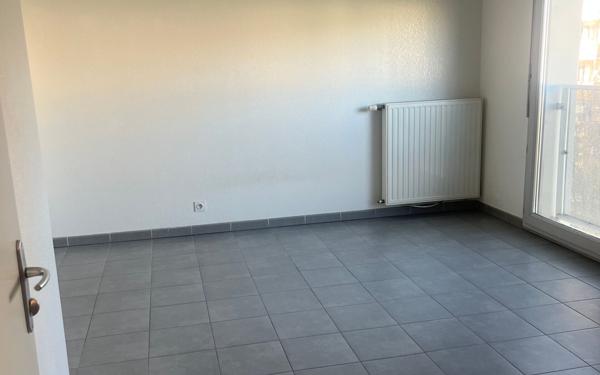 Appartement à louer    1 pièce •  Lyon 7