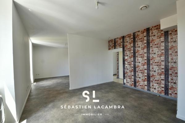 Saint-Juéry (81160) Maison bourgeoise avec jardin et vue imprenable.