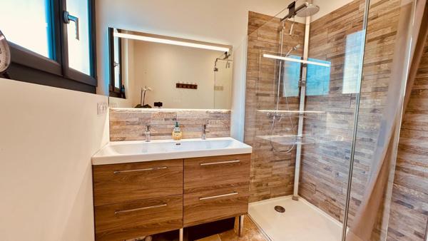 Maison T5 de caractère + T2 indépendant