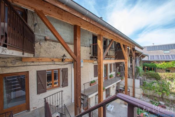 Immeuble à vendre FRANCIN (73)