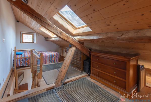 Immeuble à vendre FRANCIN (73)