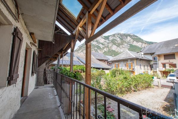 Immeuble à vendre FRANCIN (73)