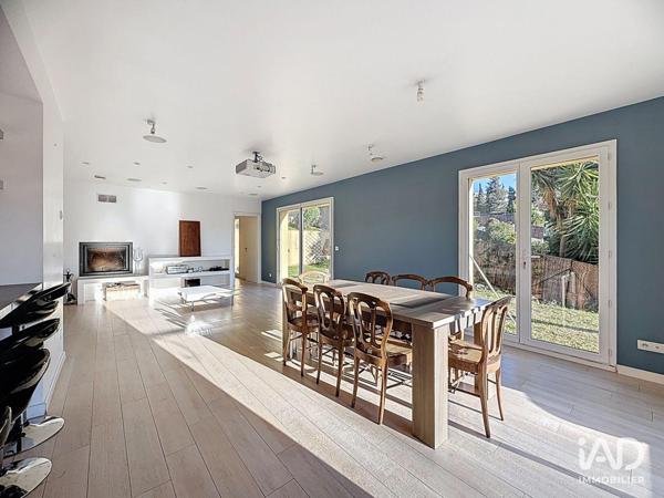 Maison à vendre 7 pièces 167 m² Antibes