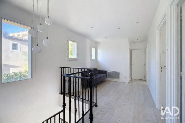 Maison à vendre 7 pièces 167 m² Antibes