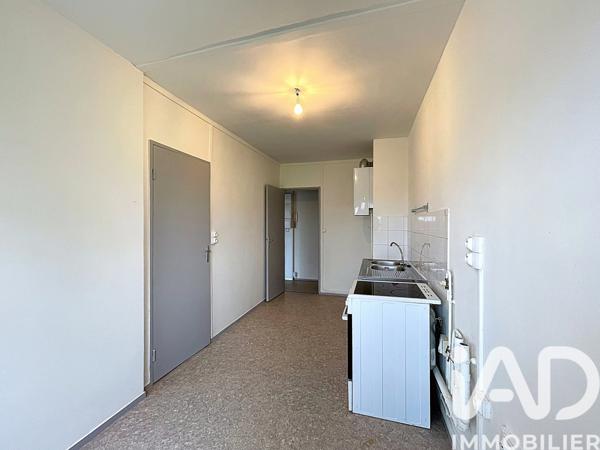 Location appartement 3 pièces 52 m² Mourenx