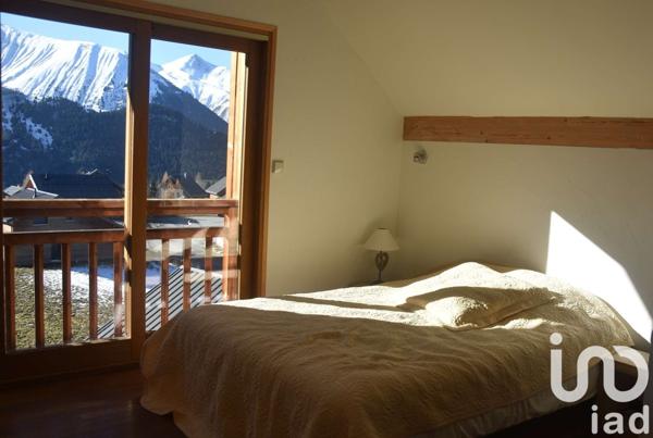 Châlet 10 pièces de 195 m² à Albiez-Montrond (73300)