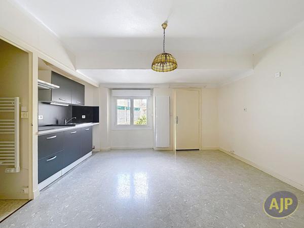 Location appartement Tillières : 370 € - AJP Immobilier Saint-Macaire-en-Mauges