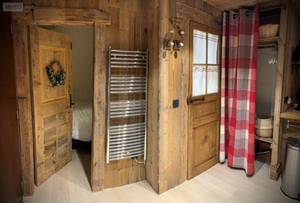 Appartement rénové à vendre à Megève en Haute-Savoie (74120), ref : 73007-81   
Demi quartier