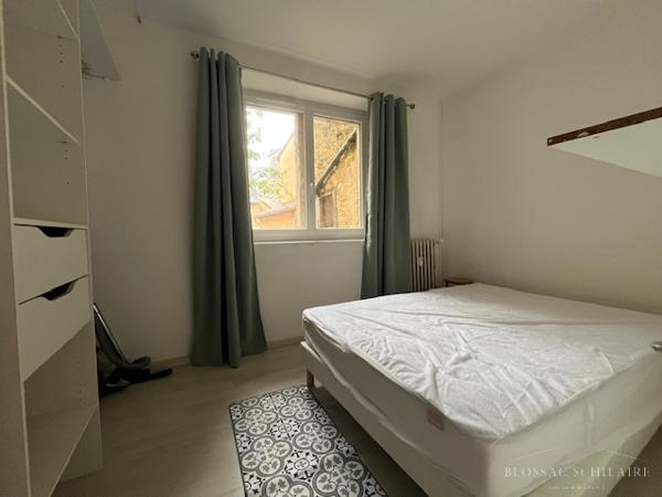 POITIERS CENTRE VILLE, RUE DE LA CHAINE, T2 MEUBLE