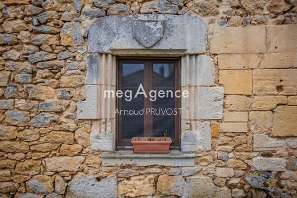 Maison à Mouleydier, 24520 - 6 pièces 171m²