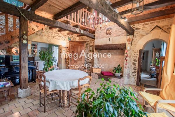 Maison à Mouleydier, 24520 - 6 pièces 171m²