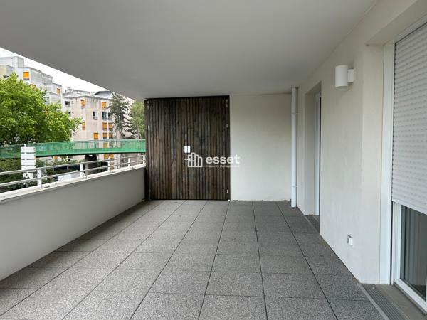 Location Appartement 4 pièces 80.9 m² - Cergy 95000