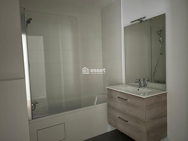 Location Appartement 4 pièces 80.9 m² - Cergy 95000