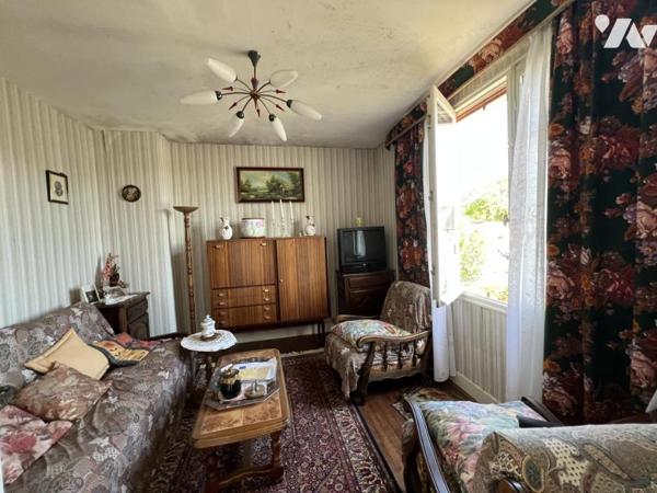 Maison sur sous sol à rénové 