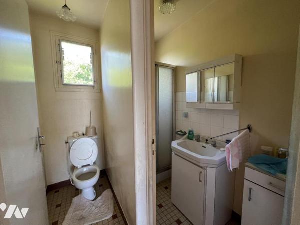 Maison sur sous sol à rénové 