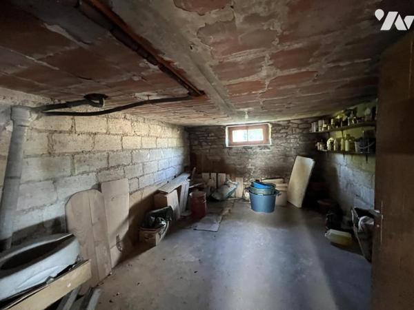 Maison sur sous sol à rénové 