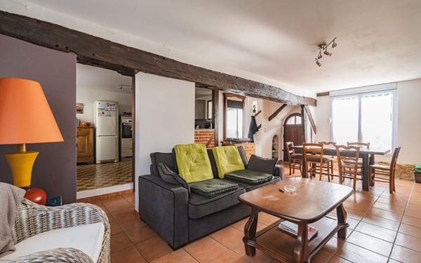 Maison à vendre    5 pièces •  Saâcy-sur-Marne