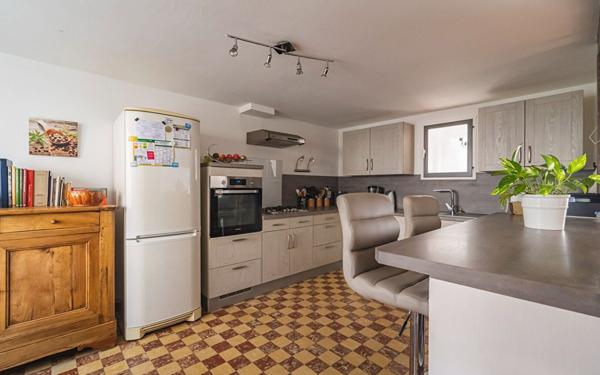 Maison à vendre    5 pièces •  Saâcy-sur-Marne