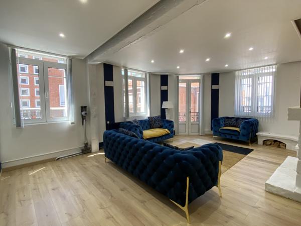 Lens (62300) A LOUER LENS HYPER CENTRE, APPART DE 160 M2 EN TRIPLEX -- 3 CHAMBRES