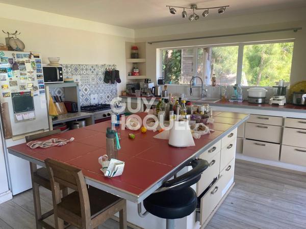 Vaste maison de 260 m2 , domaine de Montgaillard