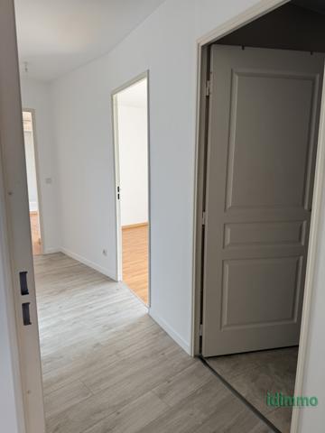 T3 de 70m2 avec 5 balcons donnant sur une vue exceptionnelle .  Grézieu-la-Varenne (69290)