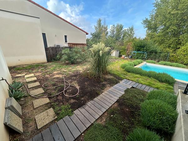 Maison neuve T4 avec piscine au calme, en plein centre de Narbonne