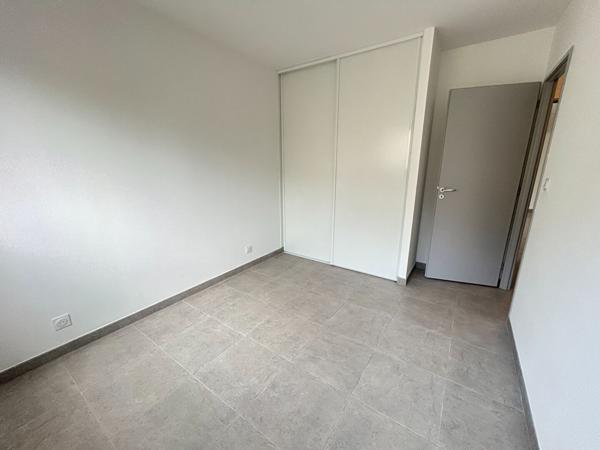 Maison neuve T4 avec piscine au calme, en plein centre de Narbonne