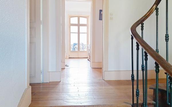 Maison à vendre    12 pièces • 311 m2 Néris-les-Bains