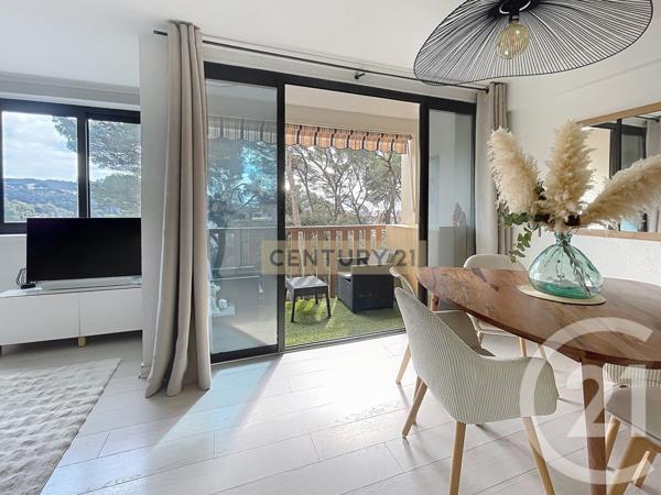 Appartement F4 à vendre  4 pièces - 71,88 m2 CANNES LA BOCCA - 06
