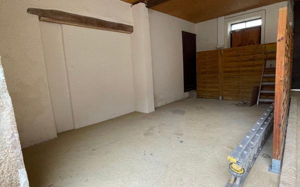 Appartement à louer    4 pièces • 96,28 m2 Soucieu-en-Jarrest