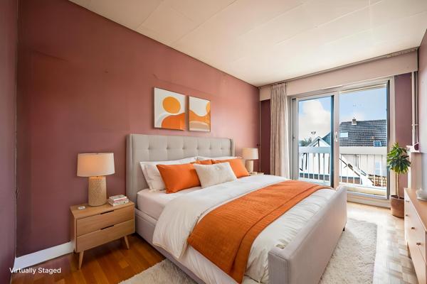 5 pièces 105 m² - double balcon - parking - cave