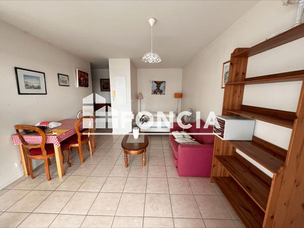 Location Studio 29.3 m² - 20 - 24 RUE DE CLISSON Lorient 56100